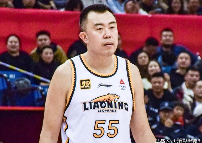 开元体育突发！曝韩德君将缺阵辽疆大战的G2杨鸣紧急启用刘雁宇(图2)