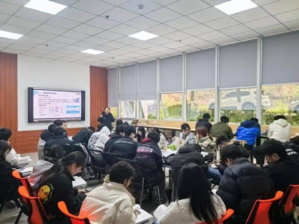 开元体育重庆开展2025年首期数字技术工程师培育项目智能制造等级评价考核(图2)